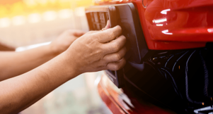 How does the UK licence plate system work?